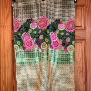 Vera Bradley Women’s Wool Oliva Pink Pattern Scarf